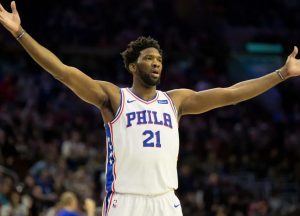 推铅球怎么提高速度(高中体育训练原地推铅球训练详解)-趣拿体育